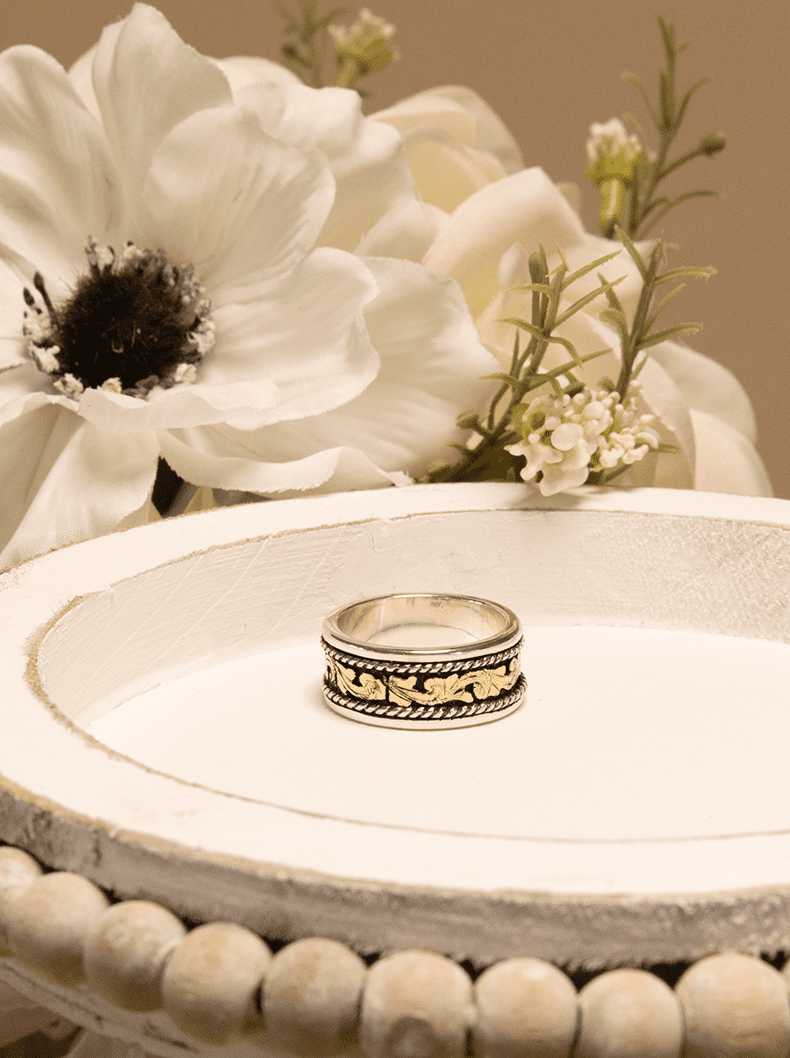 Rope & Scroll Ring - Image 3