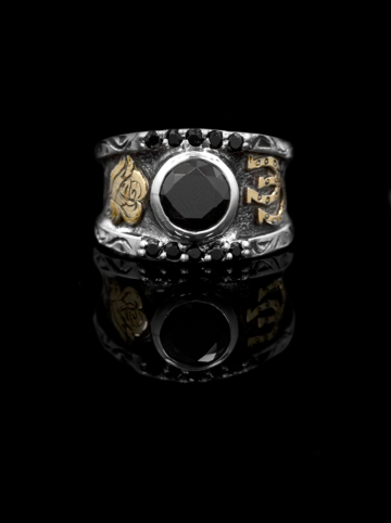 BSR020B Custom Queen Ring Product Image