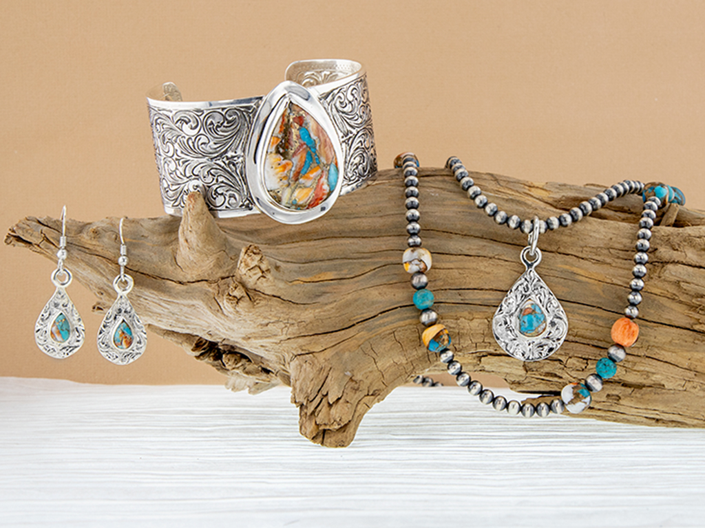 Spiny Oyster Turquoise Jewelry Set