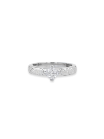 R087 Petite Silver Solitaire Ring Product Image